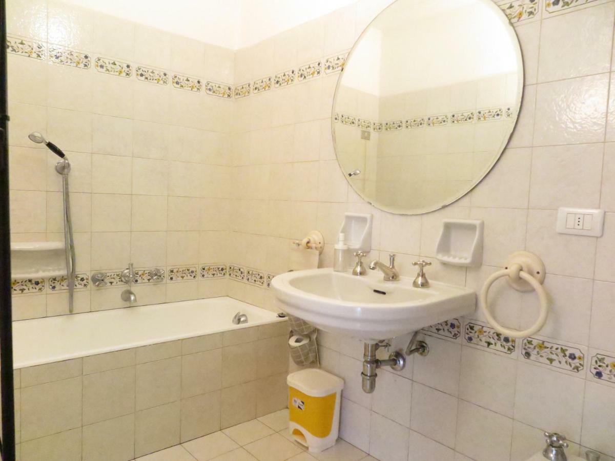 Wine Apartments Florence Merlot Bagian luar foto