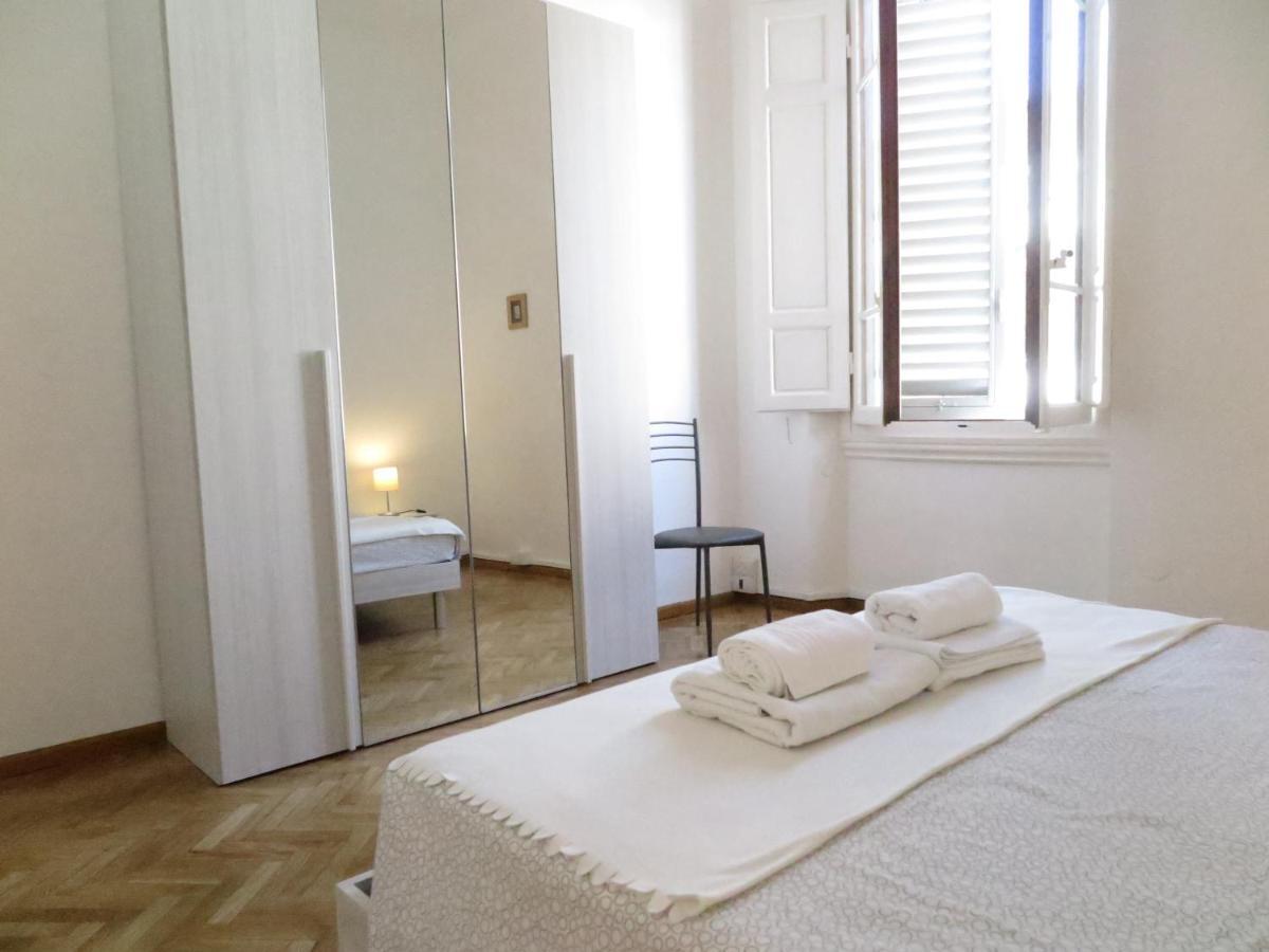 Wine Apartments Florence Merlot Bagian luar foto
