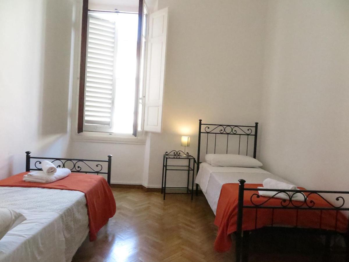 Wine Apartments Florence Merlot Bagian luar foto